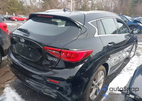 2017 Infiniti Qx30 Base from USA, damaged, VIN SJKCH5CP2HA030731